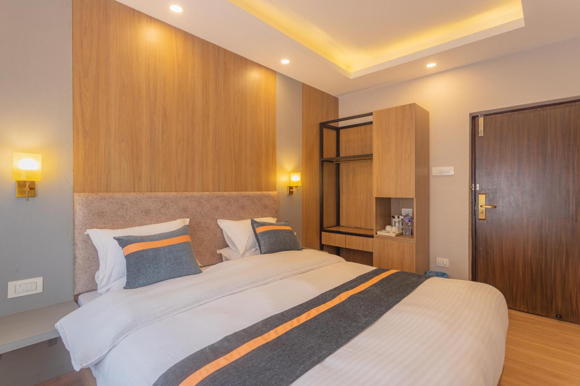 Aawas Boutique Hotel Kathmandu Exteriör bild